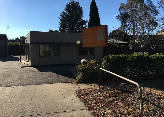 Red Cedars Motel Canberra